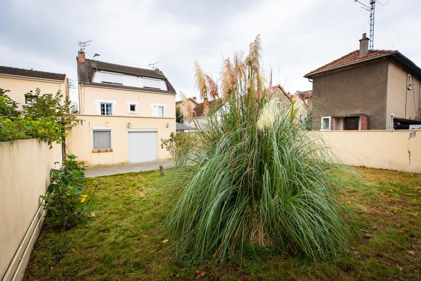Residence Helios Paris Orly Aeroport Villeneuve-Saint-Georges Esterno foto